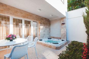 Apartament Arcadia *